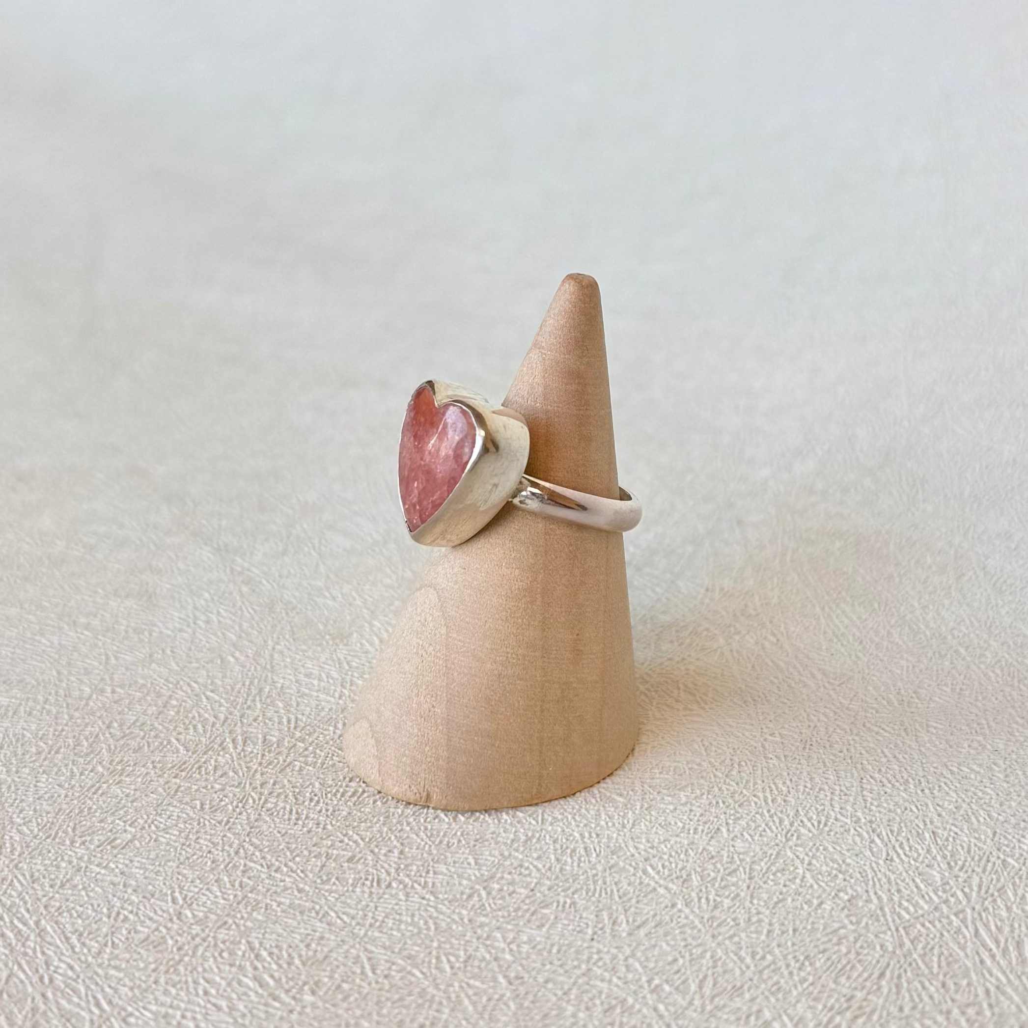 Nora Heart Ring - Size 6