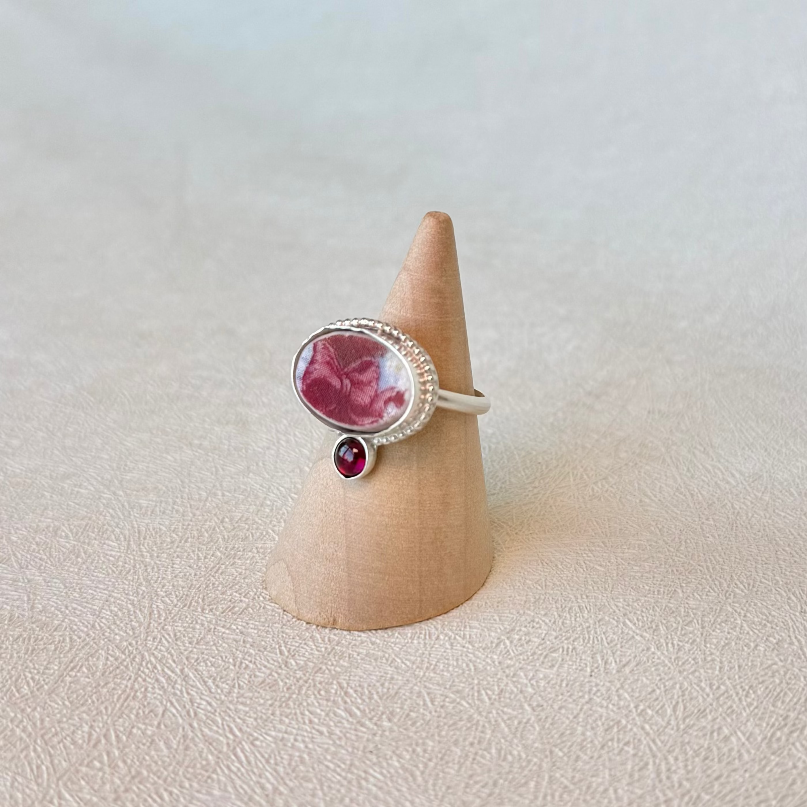 Bow Ring - Your Size