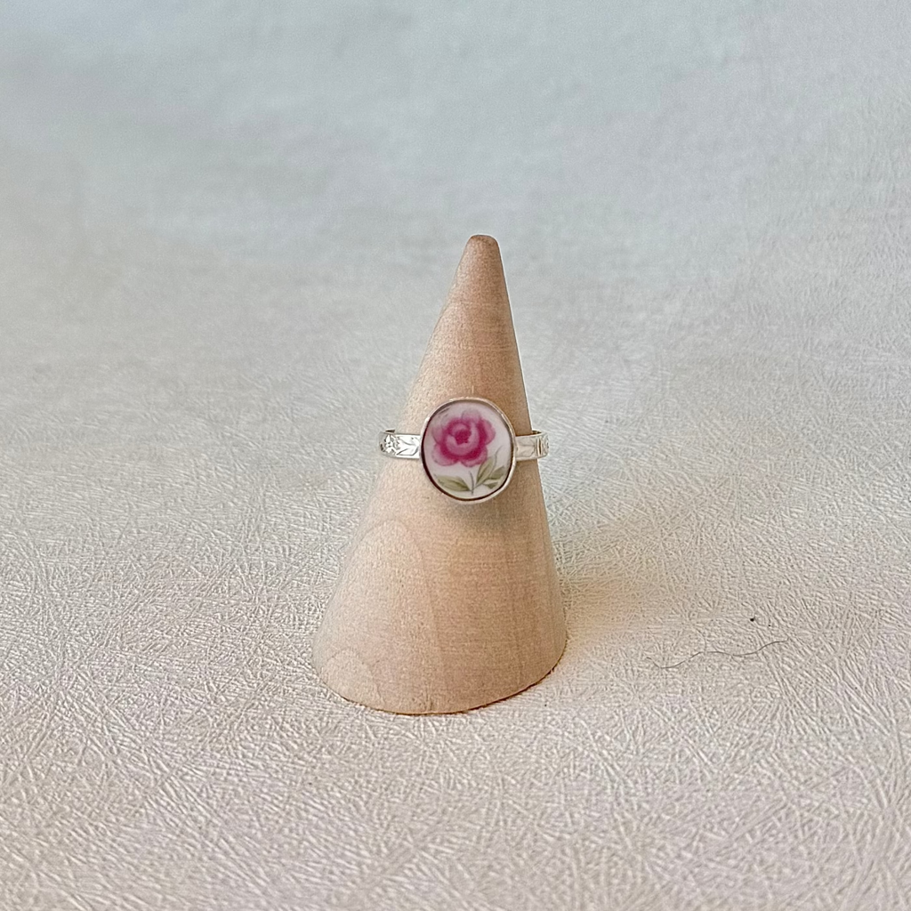 Elizabeth Ring - Your Size