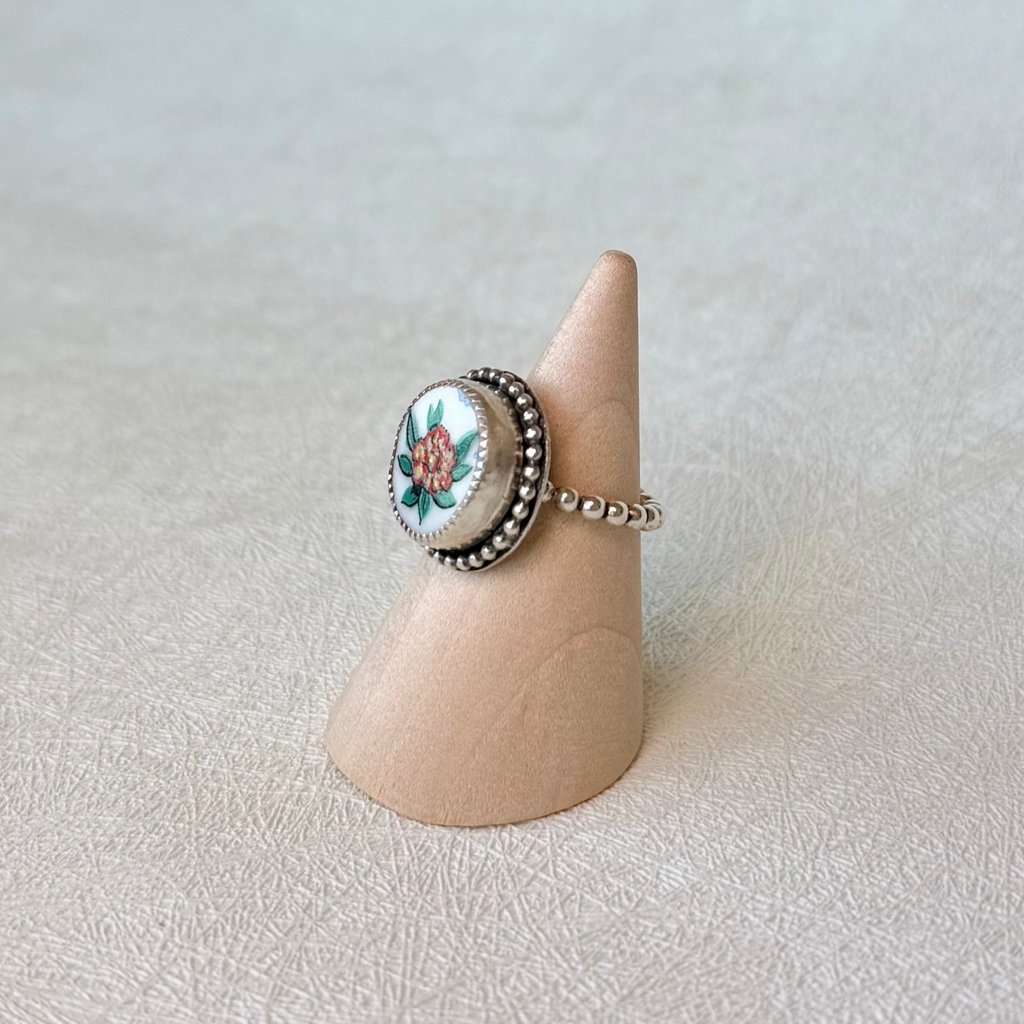 Camelia Ring - Size 6