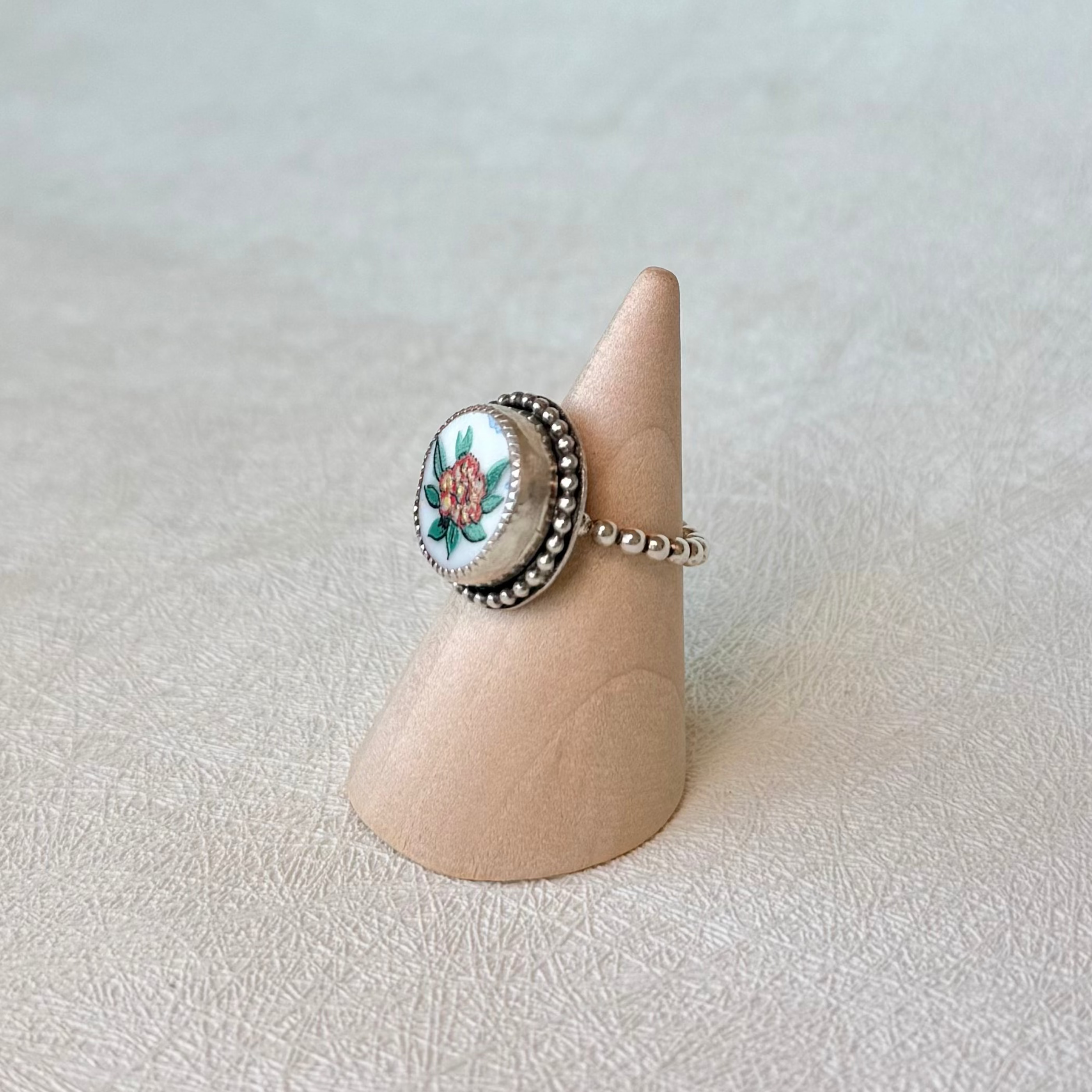 Camelia Ring - Size 6