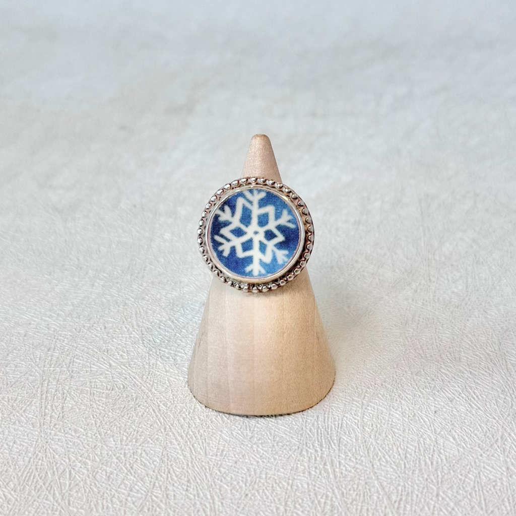 Snowflake Ring - Size 7- 20% OFF