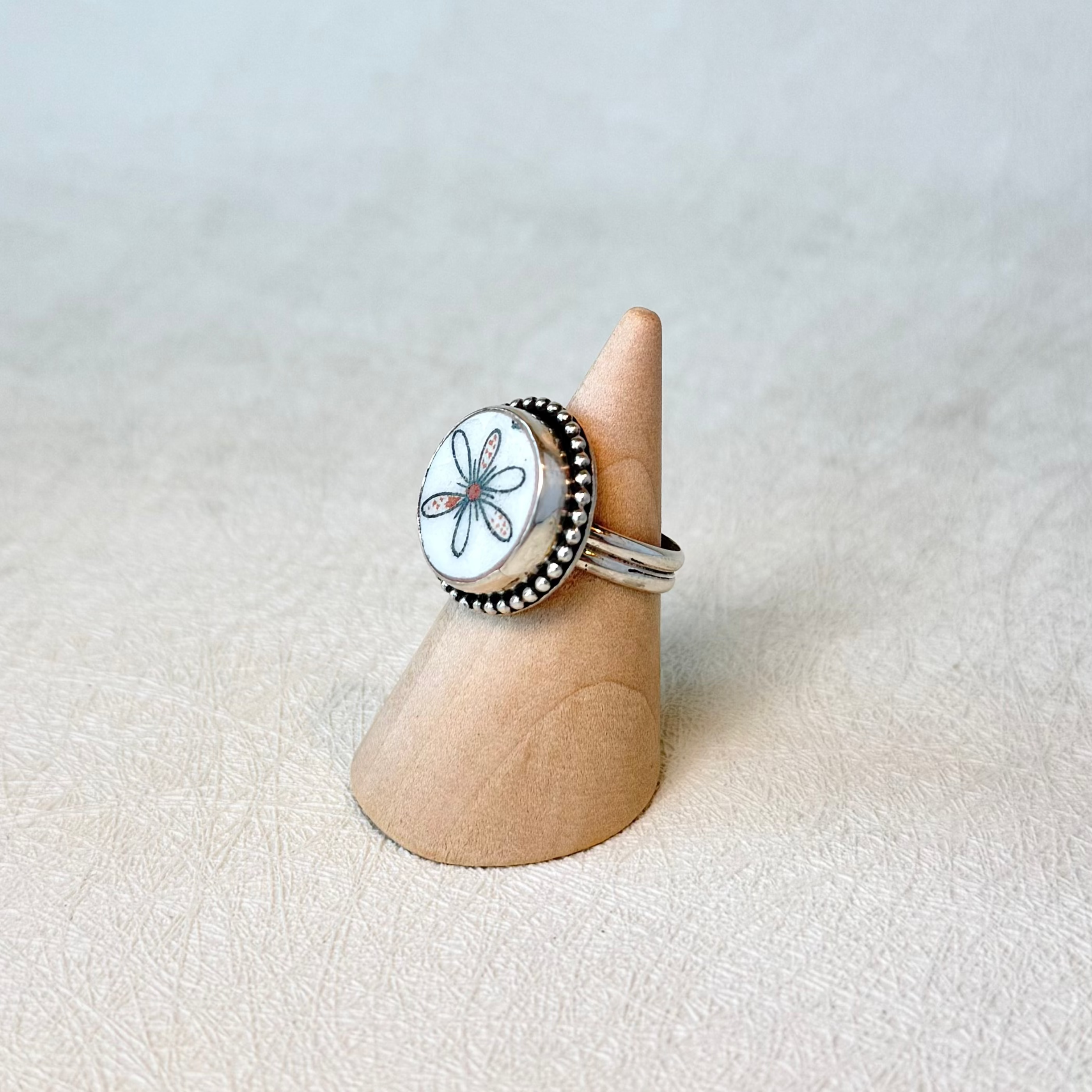 Petals Ring - Size 7 - 20% off