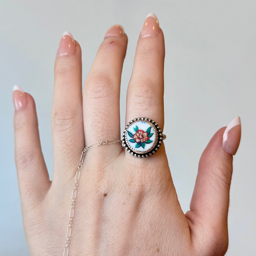 Camelia Ring - Size 6