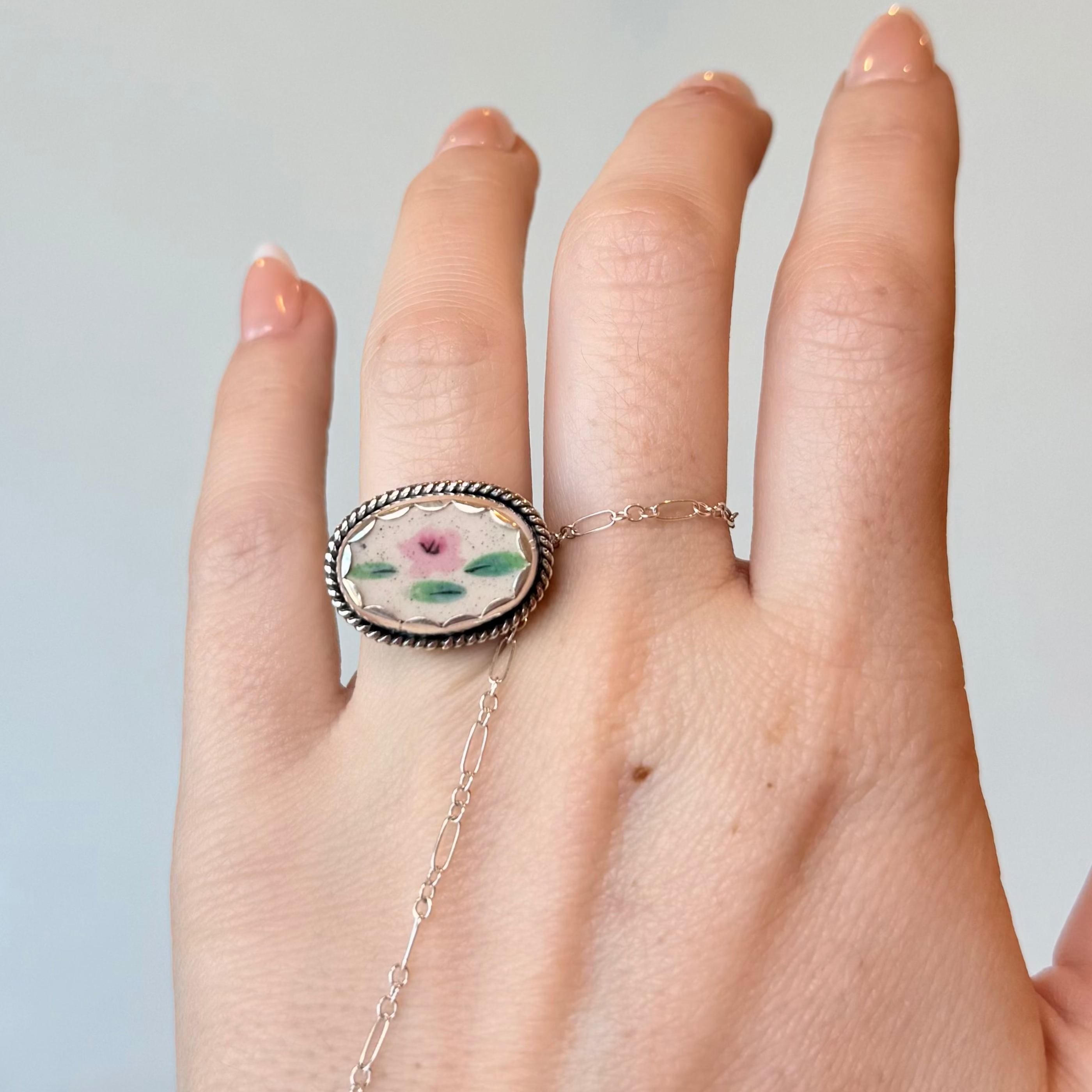 Petunia Ring - Size 5.5