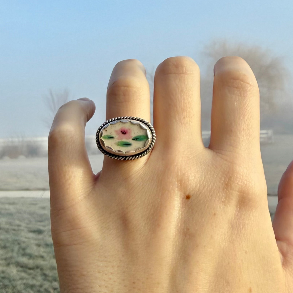 Petunia Ring - Size 5.5