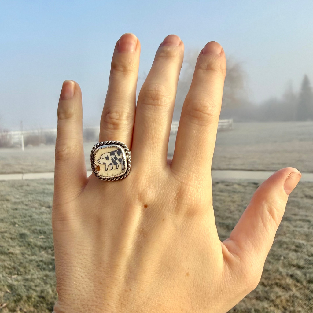 Gary Pig Ring - Size 6
